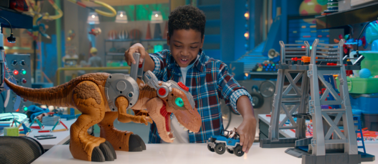 Kids Invited to Step Inside “Walmart Toy Lab” This Holiday Season, a Digital Playground to Test and Play with Top Toys