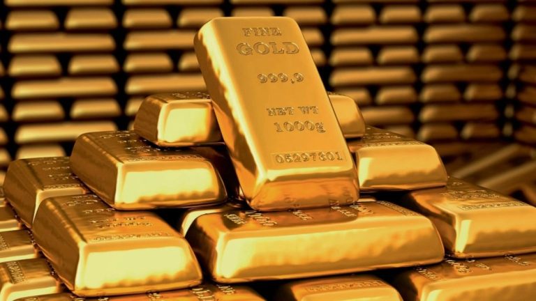 Gold prices retreat on Monday